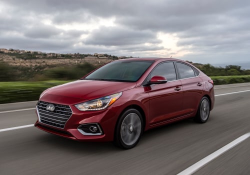 What is the difference between hyundai accent se and sel?